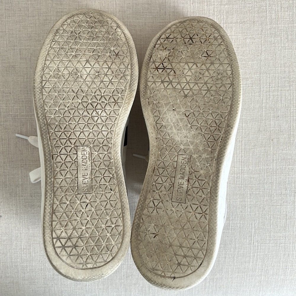 Steve Madden Braden Platform Sneakers - Picture 4 of 4